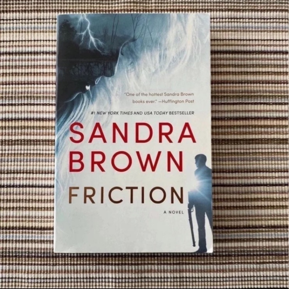 📚📚 3 for $15 📚📚 Paperback Book ~ Friction By: Sandra Brown